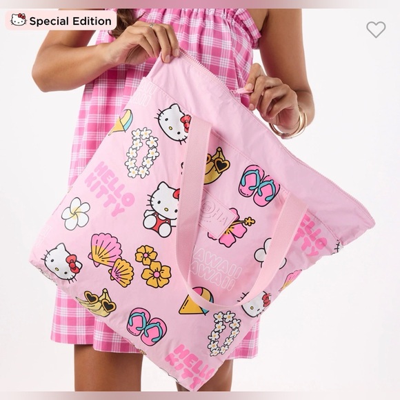 Hello Kitty Pink Tote Bag Hawaii Icons Day Tripper Travel Carry-On NWT - Picture 5 of 9